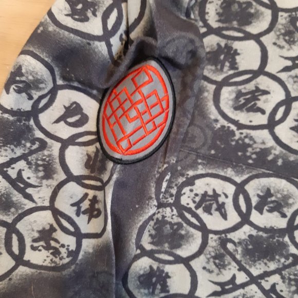 Robert Graham x Marvel Studios’ Shang-Chi Limited Edition Mens Hoodie Medium - Picture 5 of 10